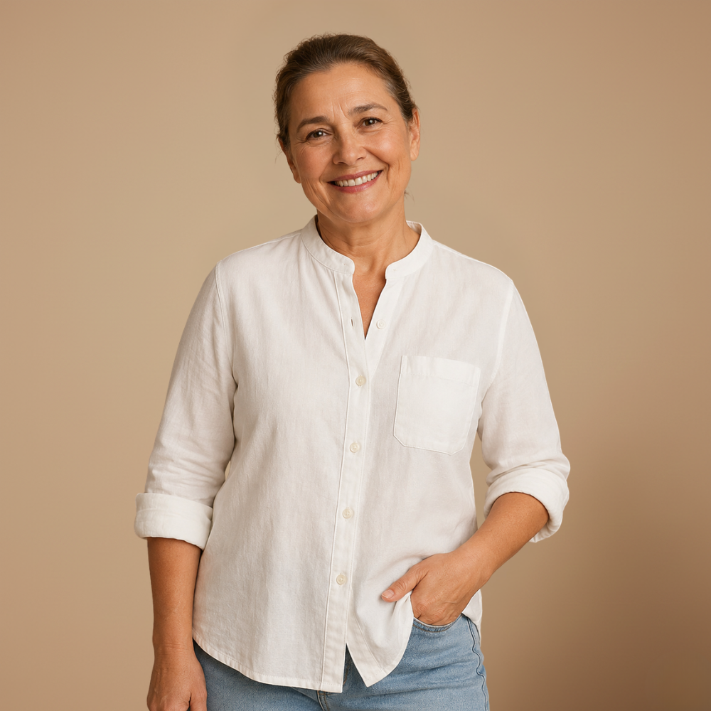 Damesblouse met losse pasvorm knoopsluiting en V-hals Jelle Jora Mode