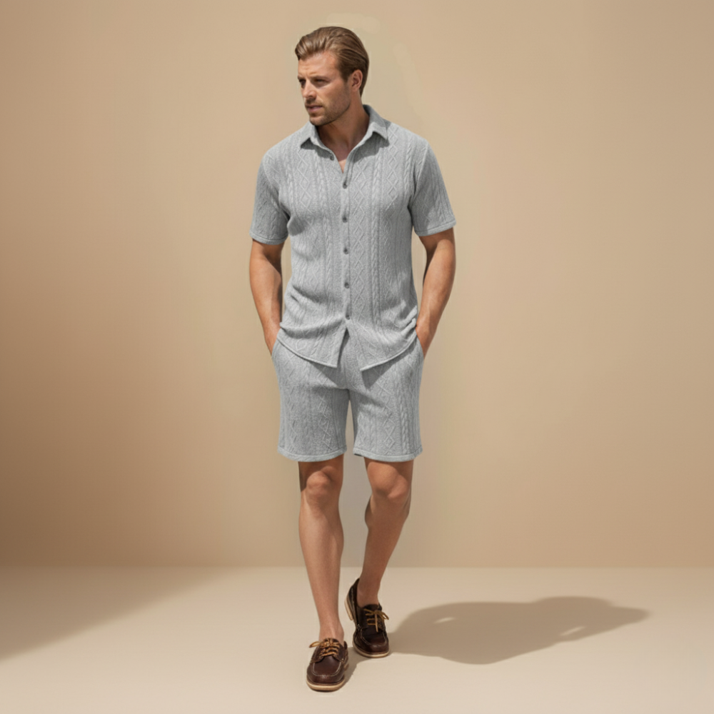Jacquard gestructureerde set met kortemouwen shirt en korte broek Jelle Jora Mode