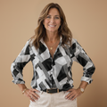 Damesblouse met geometrisch patroon – Een nonchalante stijl Jelle Jora Mode
