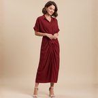 Minimalistische midi-jurk met ruches en strikbandjes voor dames Jelle Jora Mode