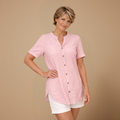 Dames gestreepte blouse met knoopsluiting en korte mouwen Jelle Jora Mode