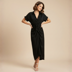Minimalistische midi-jurk met ruches en strikbandjes voor dames Jelle Jora Mode