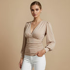 Chique Crop Top met V-hals en Strik Aan De Achterkant Jelle Jora Mode